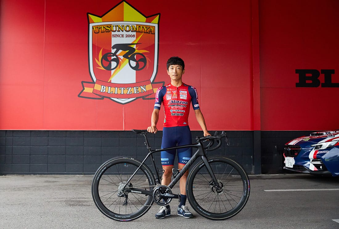 インタビューに答える、自転車ロードレース「増田 成幸」選手