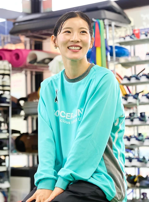 インタビューに答える、フットサル選手「松本 直美」選手